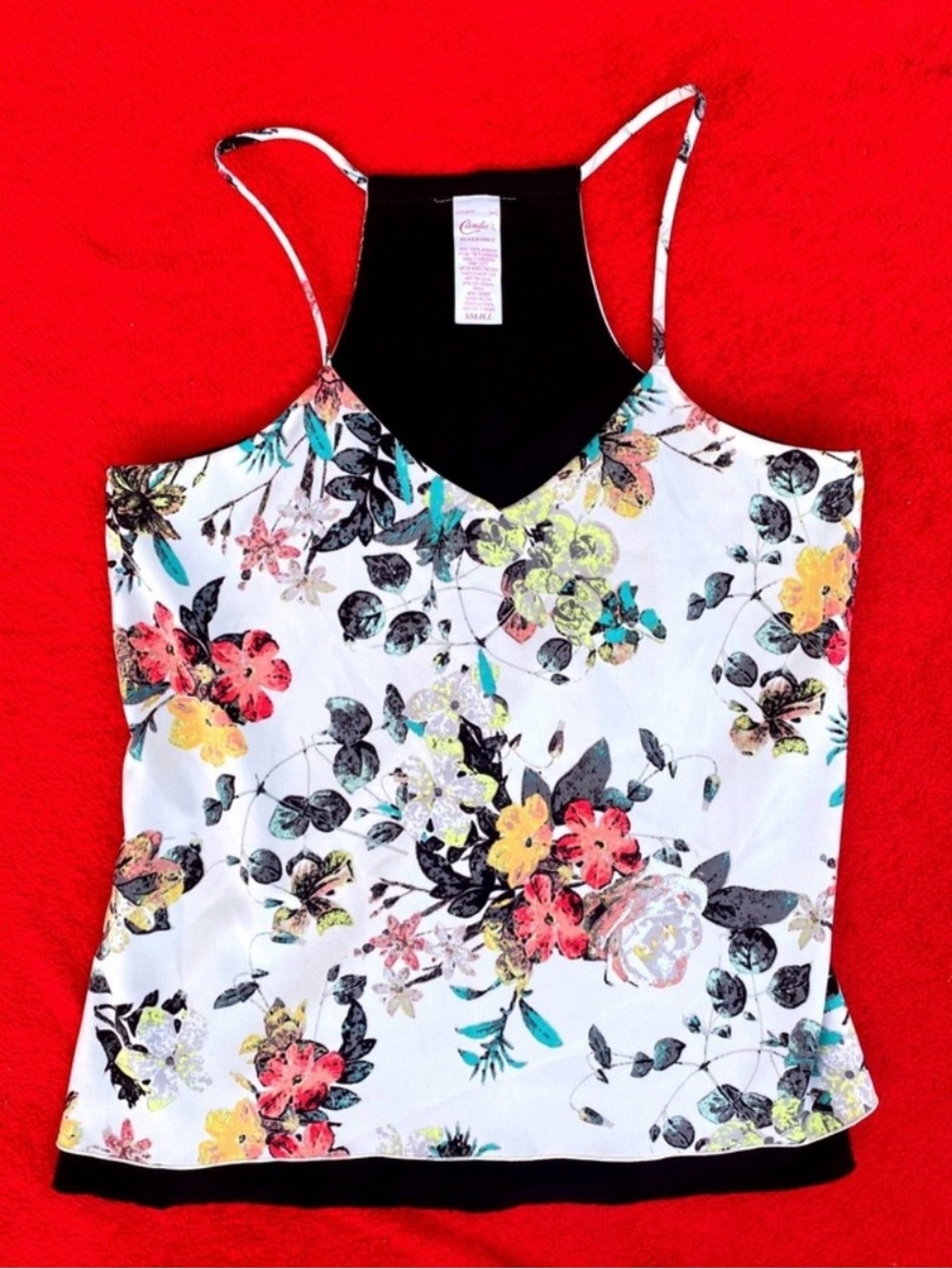 ❤️2/$20 Candie’s Small White Floral V-Neck Cami Multicolor Blooms Reversible (B4
